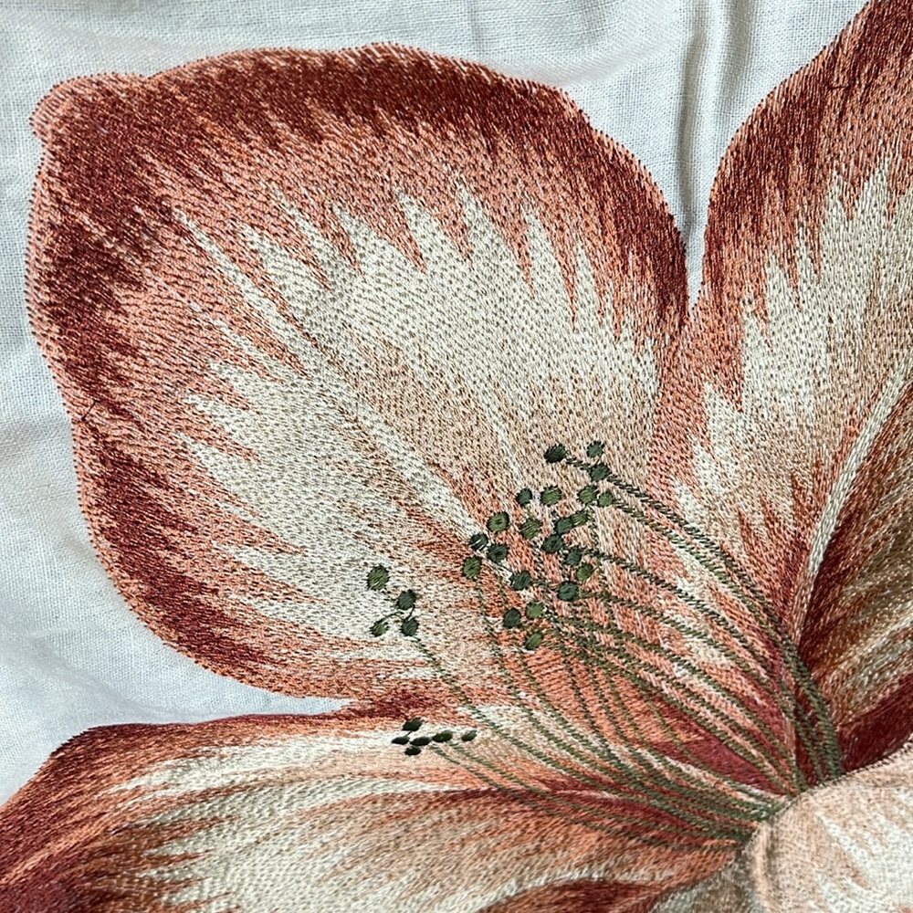 Tommy Bahama embroidered floral tropical pillow cover 100% cotton hibiscus 16x16 - Picture 10 of 12
